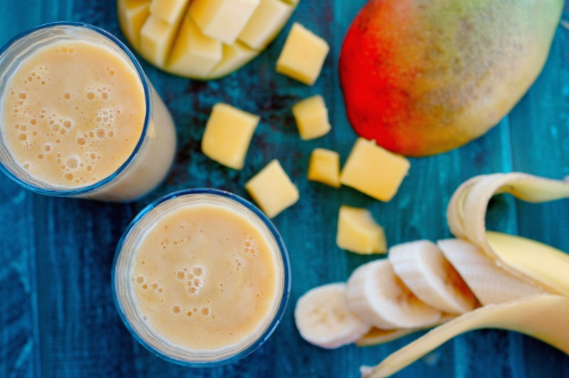 Post Tummy Bug Recovery Smoothie :: You've made it through a tummy bug, and are ready to eat - but what do you eat on a sensitive empty tummy? This smoothie is not only gentle, but is loaded with minerals and nutrients to nourish your family back to eating again!