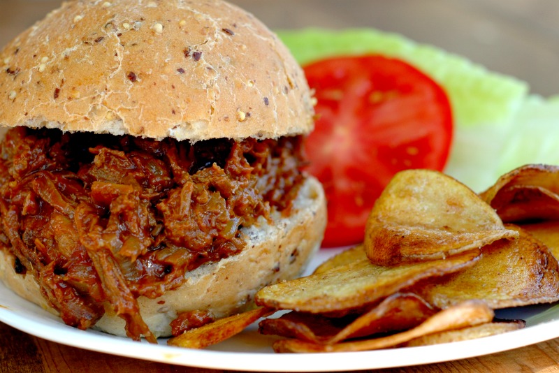 7 Minute BBQ Shredded Beef Made From Leftover Beef Roast :: Turn those roast beef leftovers into delicious, juicy BBQ shredded beef sandwiches in just minutes!