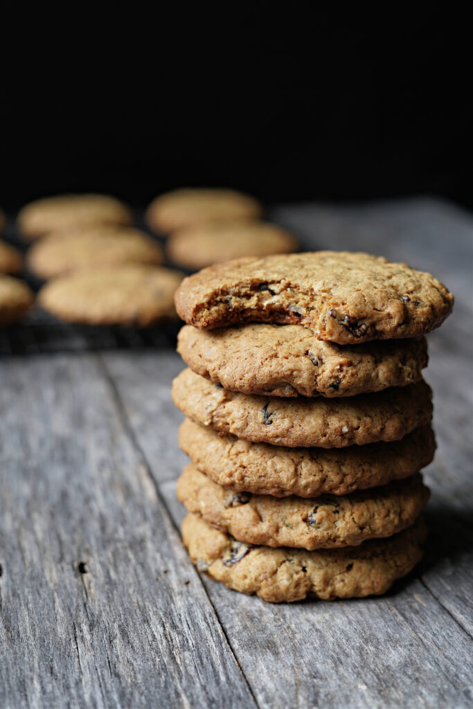Gluten Free Oatmeal Raisin Cookies :: Gluten Free, Dairy Free, and Nut Free
