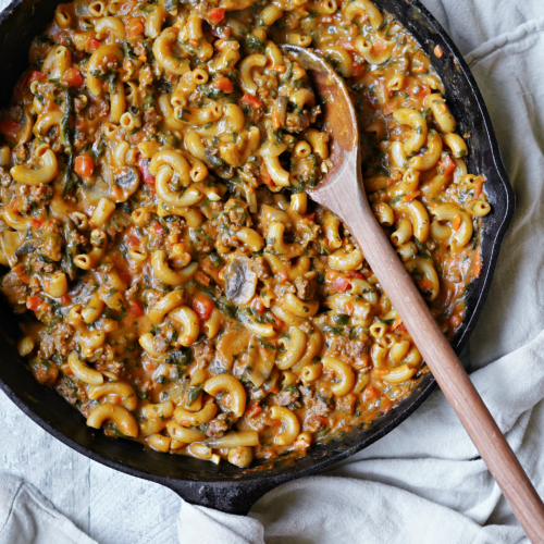 One Skillet Copycat Hamburger Helper :: Gluten Free, Dairy Free, & Veggie Loaded!