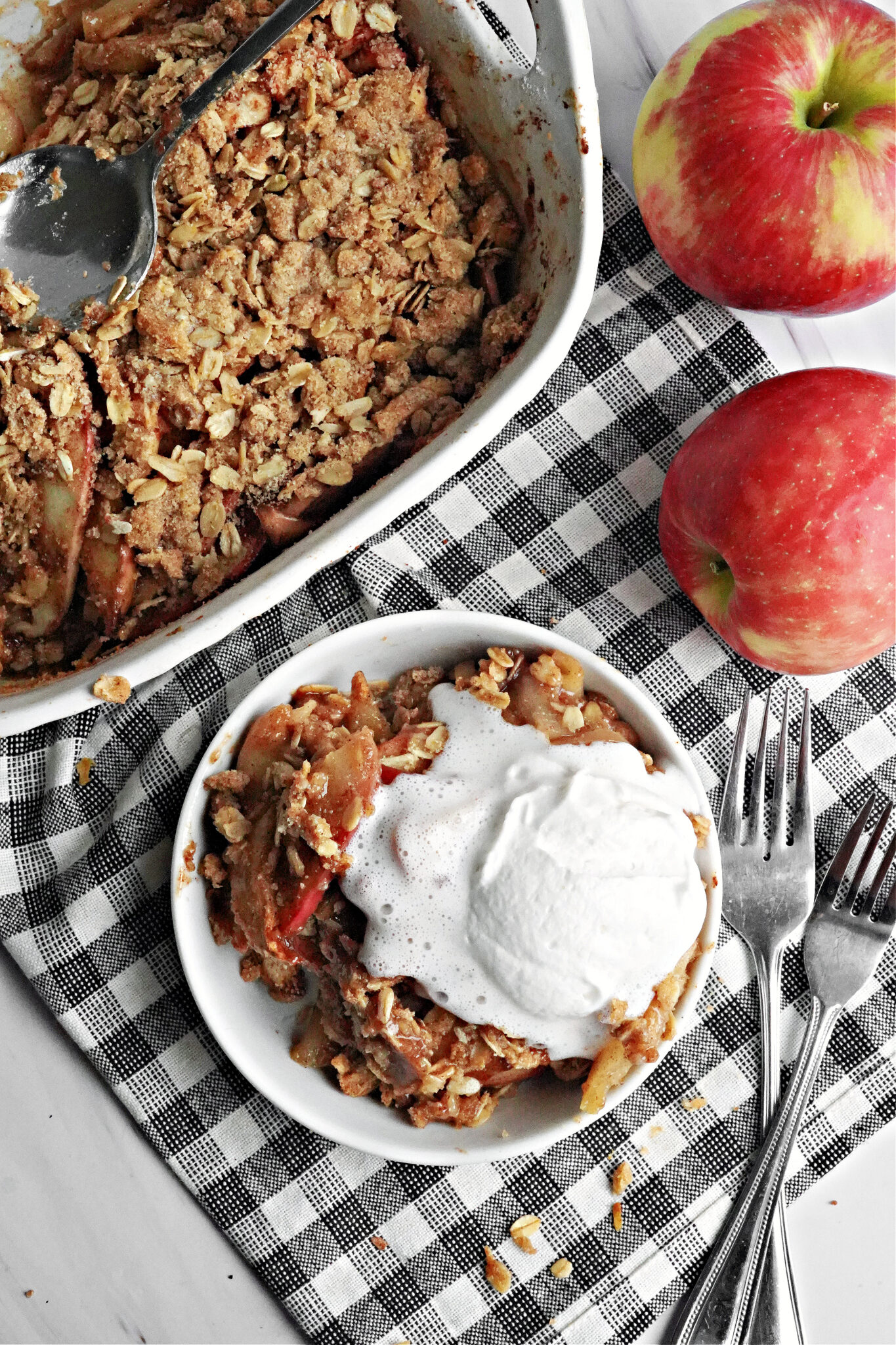 Our Favorite Sunday Dinner Apple Crisp Dessert - Raising Generation ...