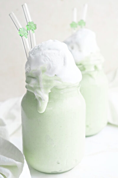Copycat Shamrock Shake {Using Real Food Ingredients!}