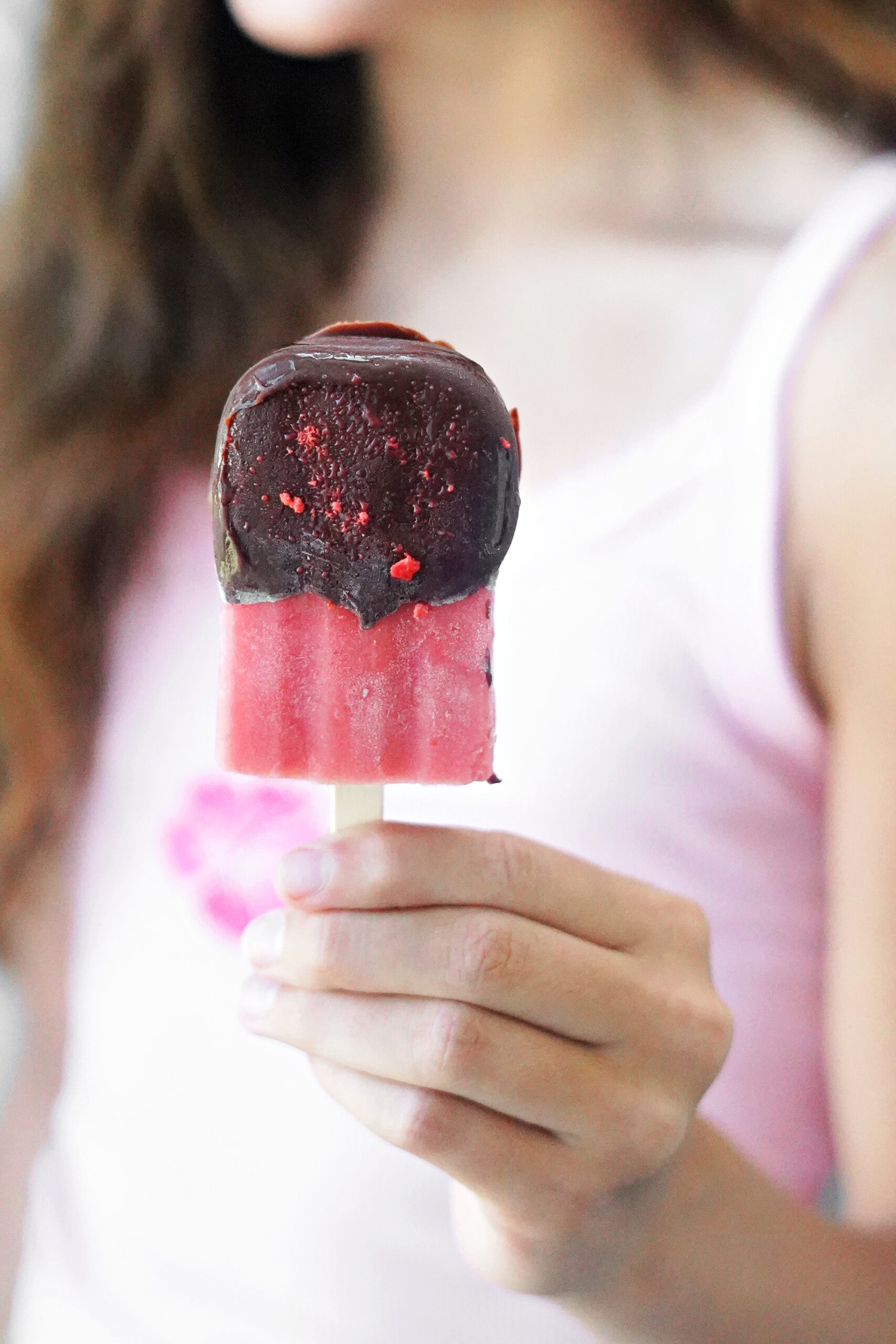 Chocolate Covered Strawberry Popsicles