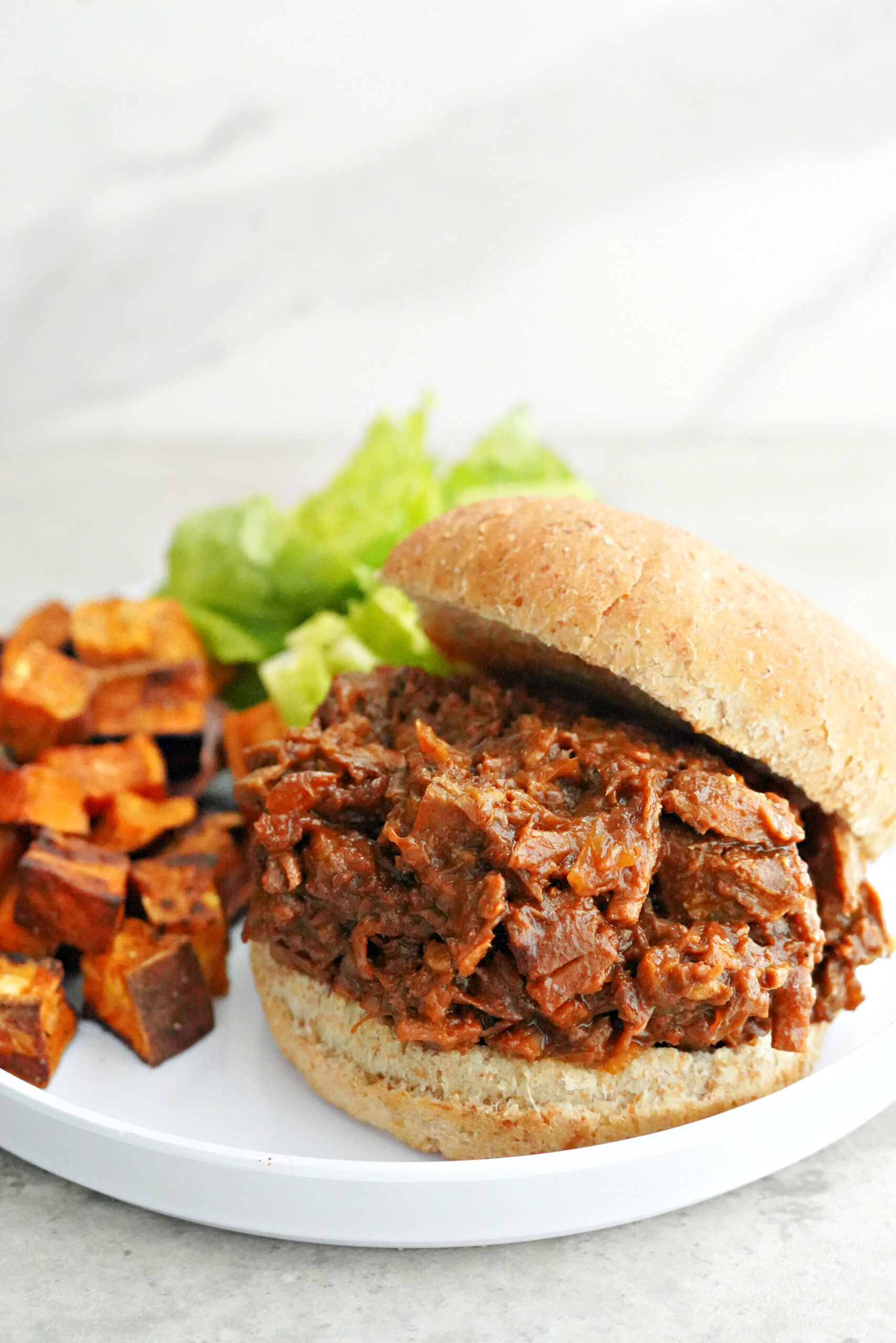 Slow Cooker BBQ Pulled Beef